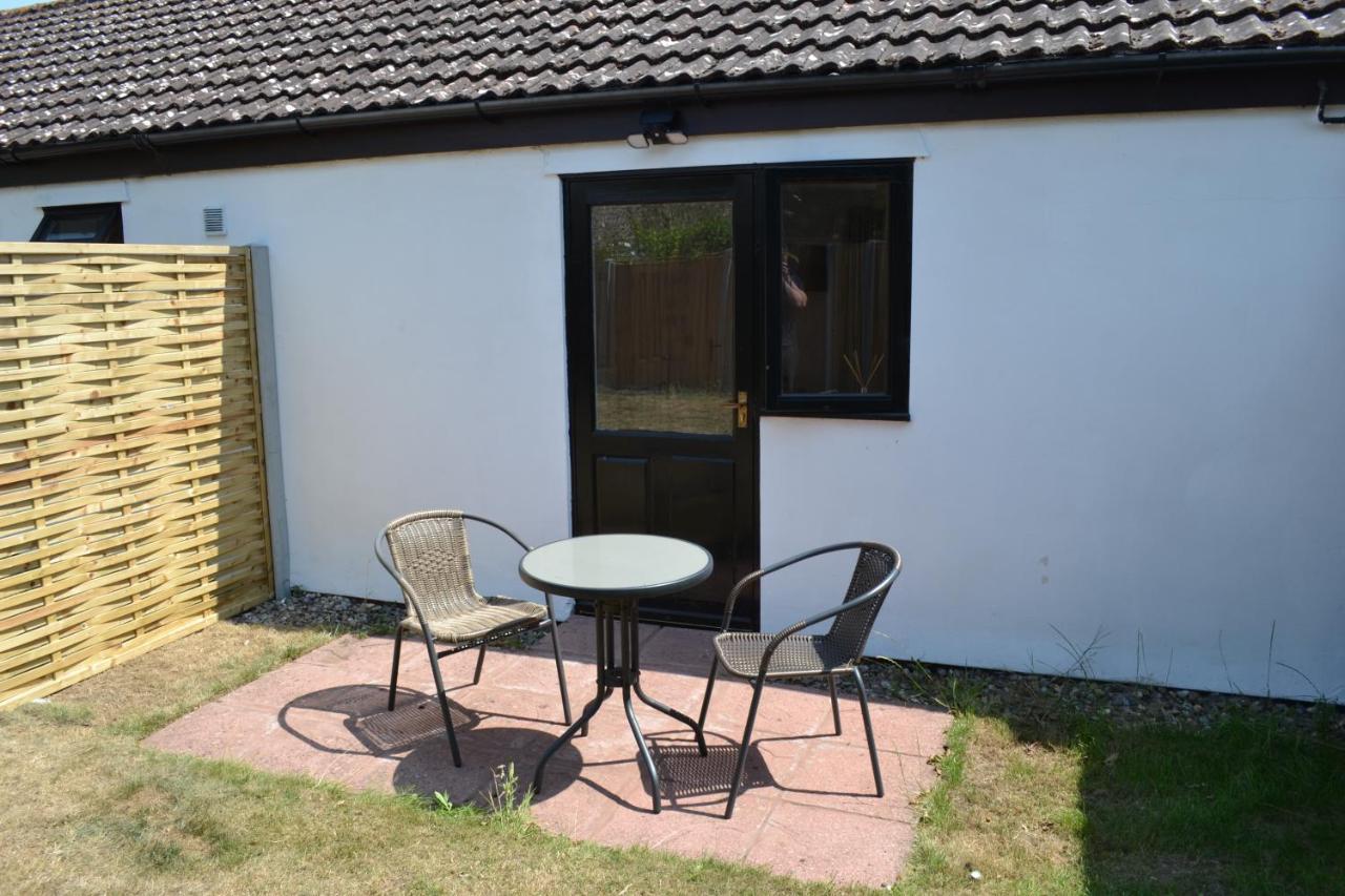 Number 4 - Lytton Tree Lodge, Reydon, Southwold Eksteriør bilde